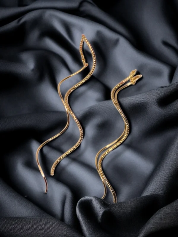 Artificial long gold snake earrings – bold drop jewellery for women in Pakistan.