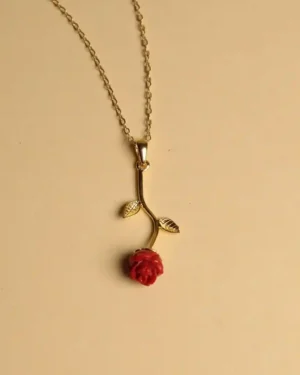 Stylish necklace for women minimalist design